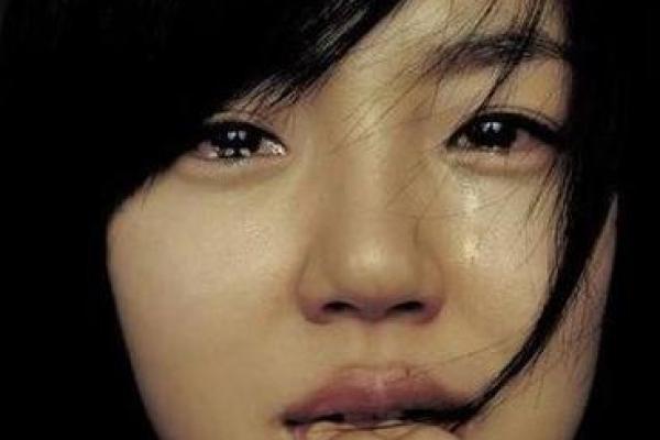 梦见自己哭(梦见自己哭的撕心裂肺)