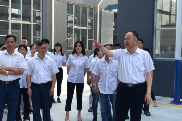 成都名峰益科技有限公司(成都成名峰塑料科技有限公司)