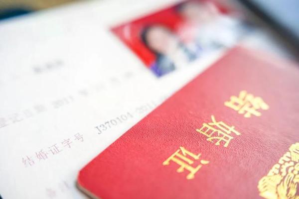 10月登记结婚领证吉日(10月份领结婚证吉日)