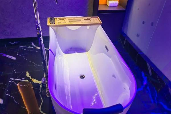 2026年5月沐浴智能浴缸选择吉日：奢华体验放松按摩