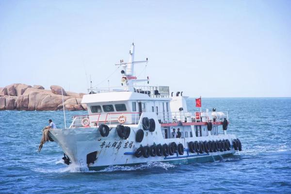 梦见坐船在水上行驶;梦见坐船在水上行驶是什么预兆