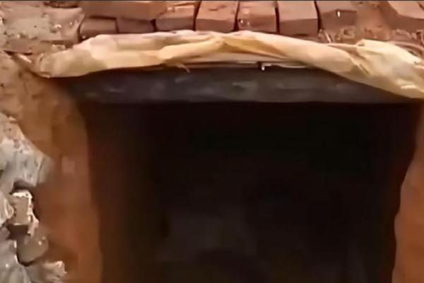 梦见死人了是什么兆头(梦见死人活过来了是什么兆头)