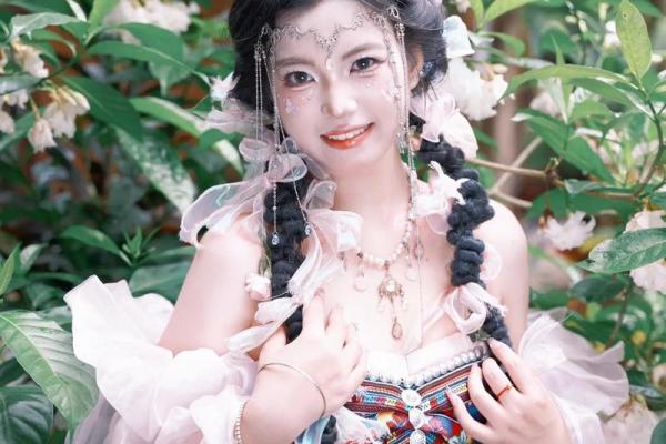 好听的哈尼族女孩名字(哈尼族取名字)
