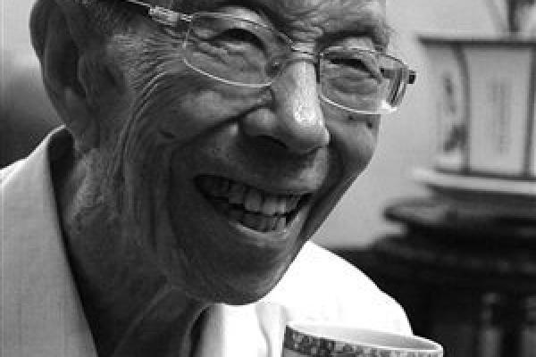 梦见死人像生前一样活着(梦见死人像生前一样活着是什么兆头)