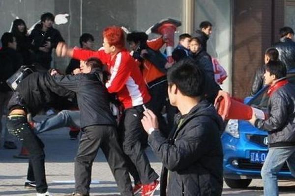 梦见打架见血是什么预兆解梦(梦到打架见血是什么意思周公解梦)