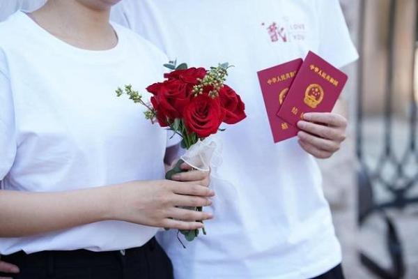 12月份领结婚证吉日宜忌(12月领结婚证选择什么日子好)