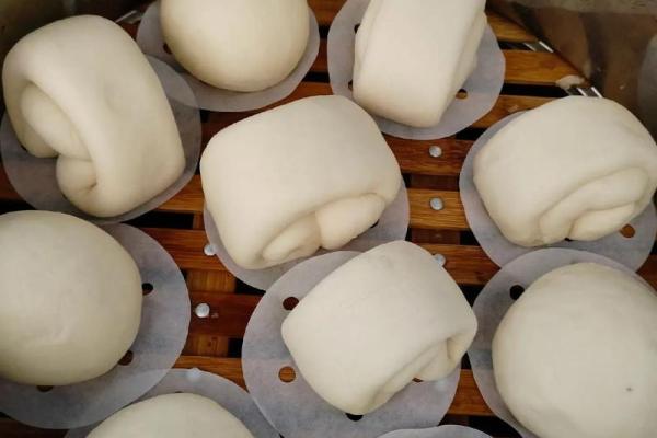 梦见蒸馒头是什么意思(梦见蒸馒头是什么意思好不好)