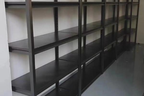 不锈钢公司取名大全(不锈钢工具柜图片大全)