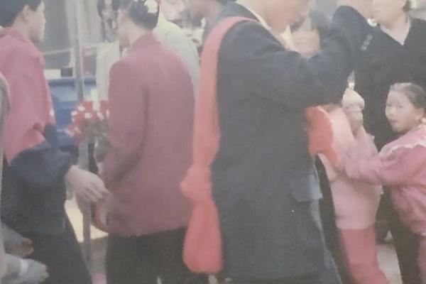 1998年结婚吉日(1998年啥时候结婚好)